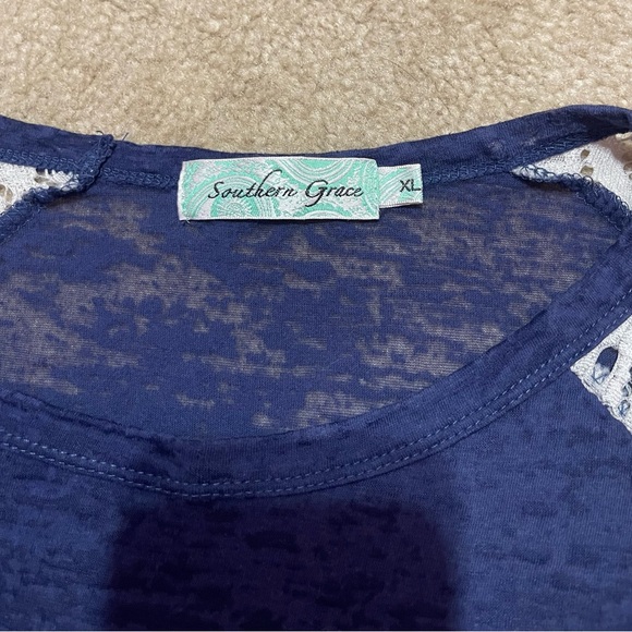 XL 3/4 Lace Sleeve Southern Grace tee - Picture 5 of 9
